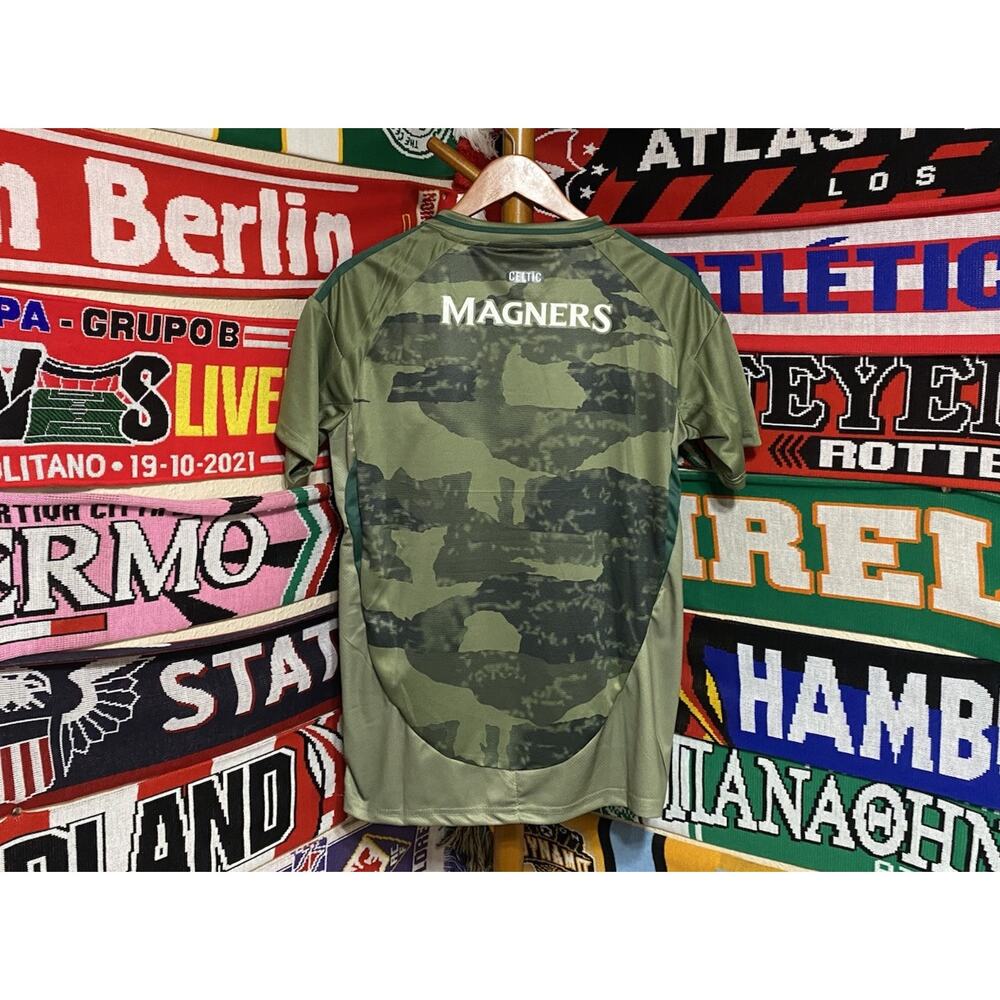 Celtic FC | Men’s Medium Alternative Jersey - Picture 7 of 7